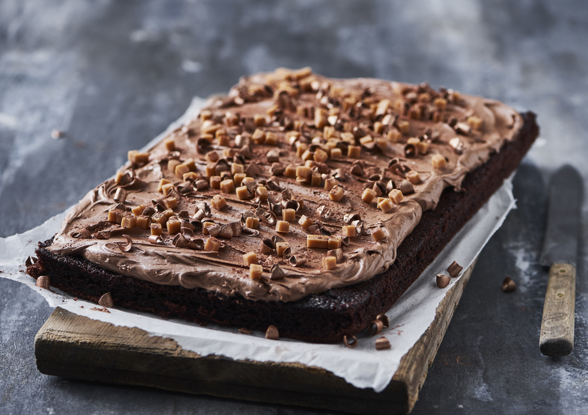 Chokoladekage med chokoladefrosting Odense Marcipan