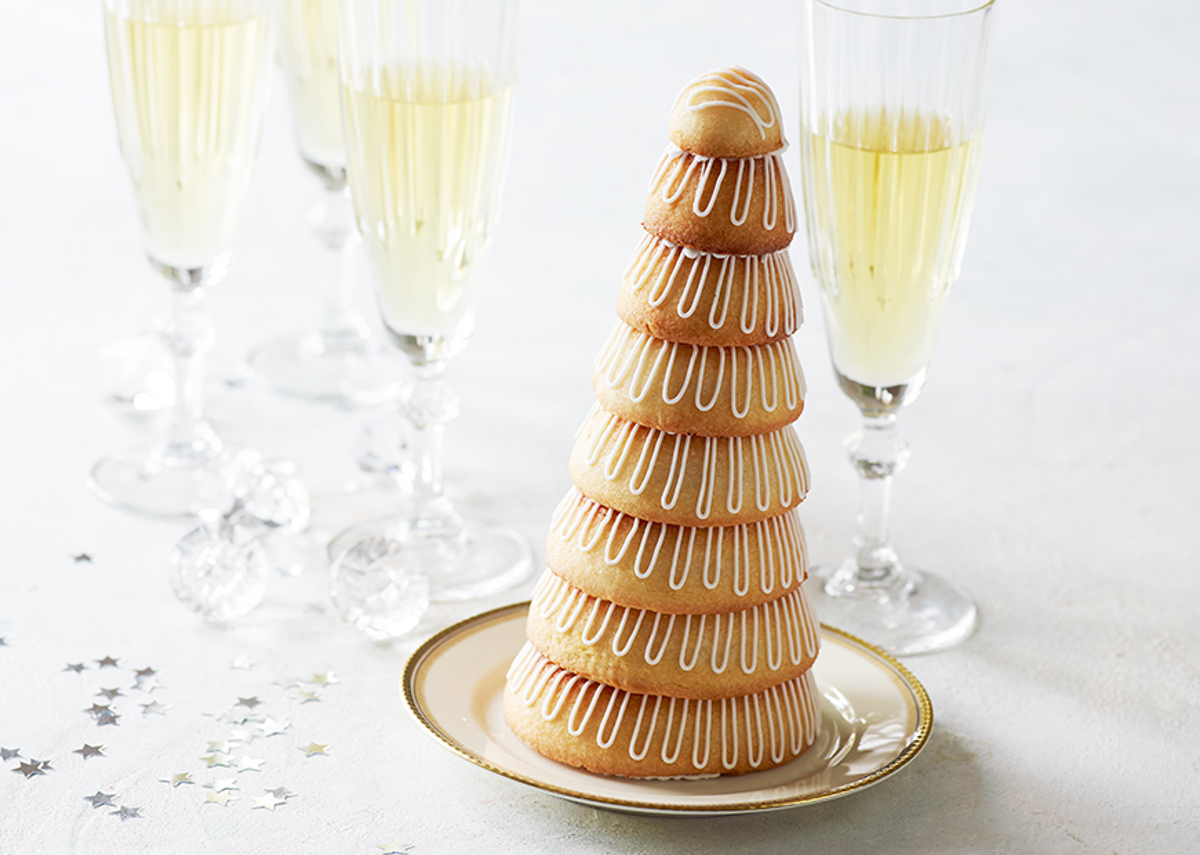 Kransekage Find din yndlingsopskrift her Odense Marcipan